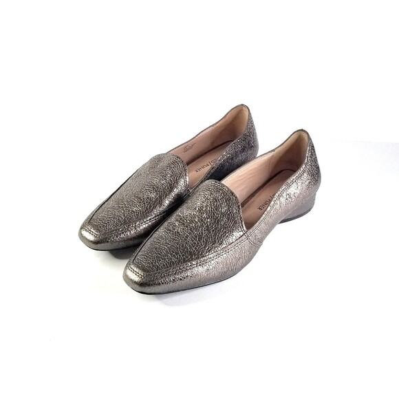 DONALD J PLINER Women's Icon Cracked Leather Metallic Bronze Loafers Sz 8 - Picture 15 of 15